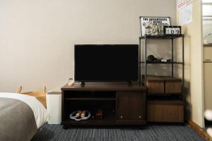 大須観音商店街内 徒歩2分で駅 名古屋駅7分 1ベッド1浴室1トイレ独立マンション 安全キー付き