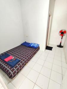 Jess House by Slamet