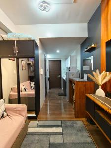 Cozy Crib @ Air Residences - Makati