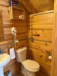 Biker-Friendly Cabin, Pets Welcome, Near River