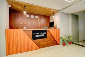 Super Townhouse Marathahalli Near Sri Nagalingeshwar Swamy Temple Formerly Hotel Avenue