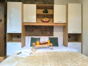 Snow White - Luxury Stay with free Bottle of Wine