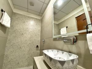 Luxe Stays l Luxury Apartments