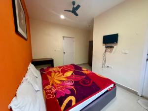 NILGIRIS Inn
