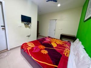 NILGIRIS Inn