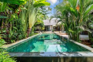 Homey 4BR Tropical Villa in Tumbak Bayuh