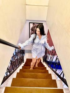 Axon Cozy Modern House Grey Near The Walking Street