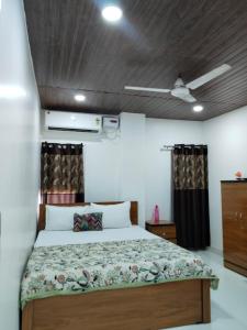 ANAND RETREAT GUEST HOUsE