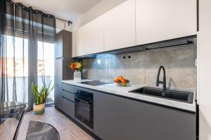 10 minutes to Venice, for 7, new & fully equipped