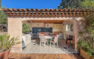 Villa Avec Piscine 1