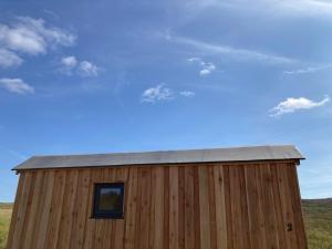 Shepherds hut 2 at Braebost Croft