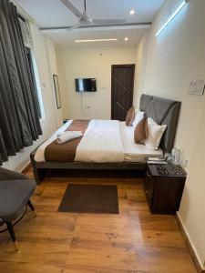 AKS Grand Hotel in Varanasi