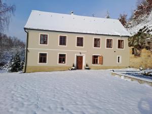 Chalupa Zátyní - celý objekt