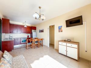 Hilda 90 - Blue Glyfada Private Homes