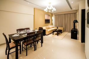 Escape24 2BR with Large Balcony near Burj Khalifa