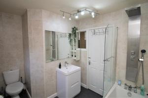 Ty Glas Mews by Property Promise, Cardiff