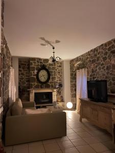 Despoinas Stone House in Kranidi