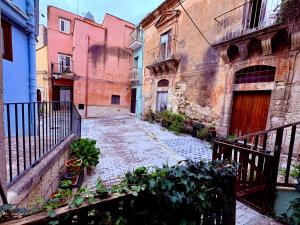 Accommodates 5 people between Ibla and Ragusa