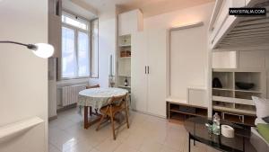 Porta Romana District Studio 2