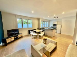 T4 moderne parking Théodore Bac - DABNB