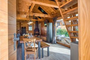 Wood House Bela Krajina - Happy Rentals