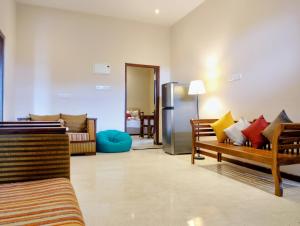 Canberra Holidays - Mirissa