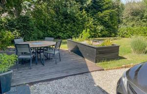 Amazing Home In Ansager With Wifi