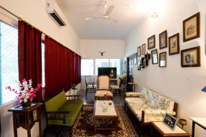 amã Stays & Trails- Anand Bhawan Palace, Tirwa, Kannauj