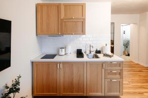 Forest Villa Apartment with Balcony & Parking