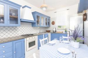 Villa Luisa seaview and pool