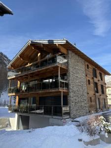 Apartment Strahlhorn by Interhome