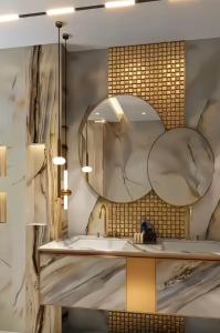 Hanza Tower SKY GOLD 24 Sauna & Jacuzzi & Pool & SPA