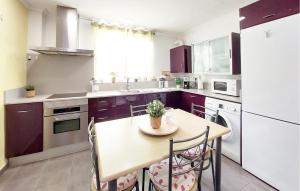 Nice Home In Pedralba