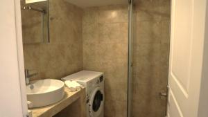 Luxury 1 Bd Apt with Patio in Neo Psychiko