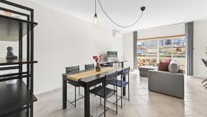 Cosy 1BDR Flat with Pool in Portimão by Lovelystay