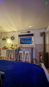 Oh, Mon Bateau! No running water, bez tekuce vode