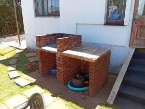 Great sea view, swimming pool, braai, wi-fi