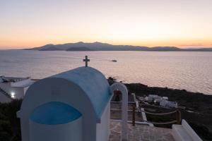 Naxian Sky Villa - Aegean Sunset Hilltop Bliss