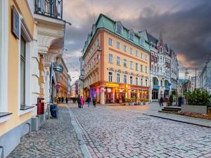 Old Town Doma View 1BR Stays