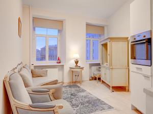 Old Town Doma View 1BR Stays