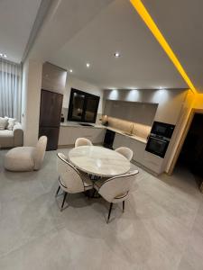 Refined Apartment in Guéliz Laya Home Luxury