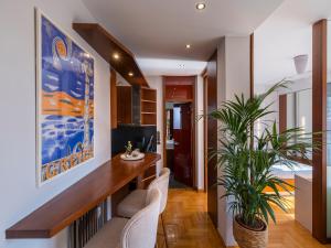 Phos, an eclectic suite with stunning Acropolis view