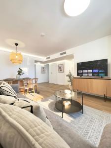 Casa Levante Calpe - Beachfront, 2 pools, sea view