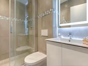 UrbanFlat 202 - Beautiful Studio in the center of Paris