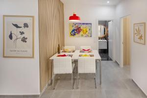 Neos Kosmos Apartment with Access to Acropolis View Rooftop