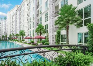 Olympus City Garden condo in the center of Pattaya