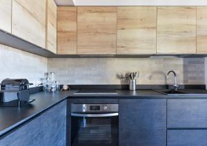 Maison Carol, moderna e luminosa in centro e vicino al mare