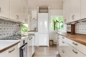 Swedish Archipelago Retreat With Sauna In Bökevik