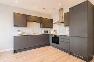 Elysée Suites - Lovely 2 Bed Flat in Southport