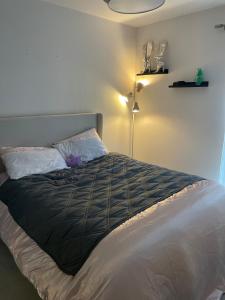 Cozy Flat in Gated Harrow Estate, 7mins to Station